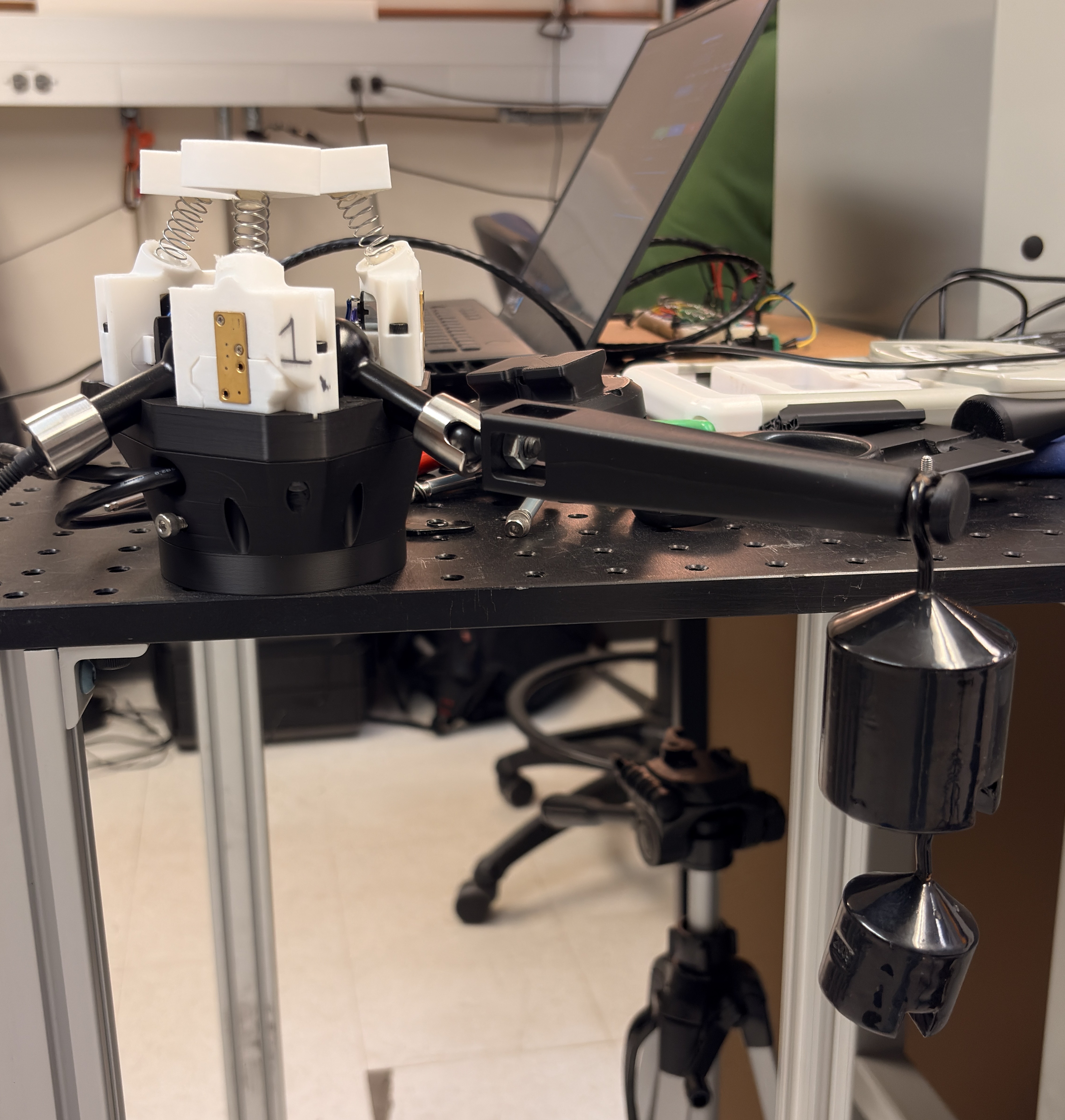 Robot wrist assembly